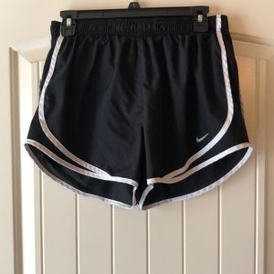 Nike tempo running shorts. Size large. Black.